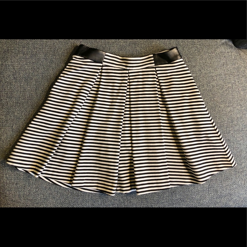 Club Monaco striped knit skirt w/ leather detail
